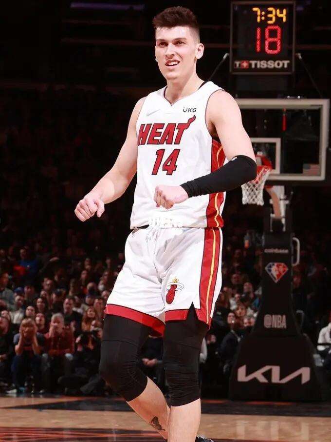 在比赛中表 在比赛中表